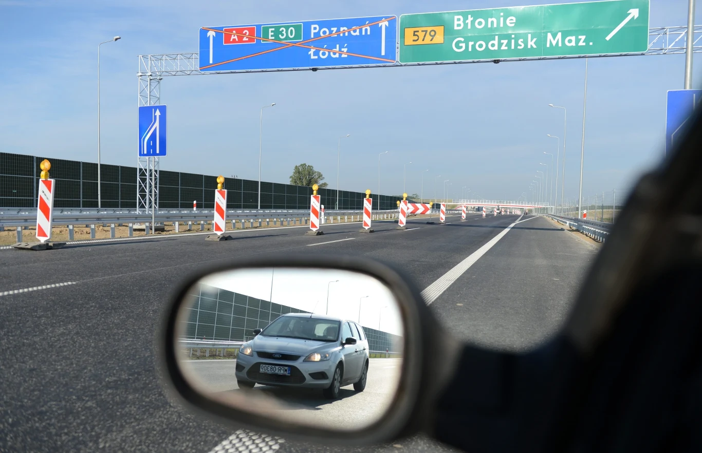 Nowo otwarty odcinek D autostrady A2 Pruszków - Grodzisk Mazowiecki Nowo otwarty odcinek D autostrady A2 Pruszków - Grodzisk Mazowiecki