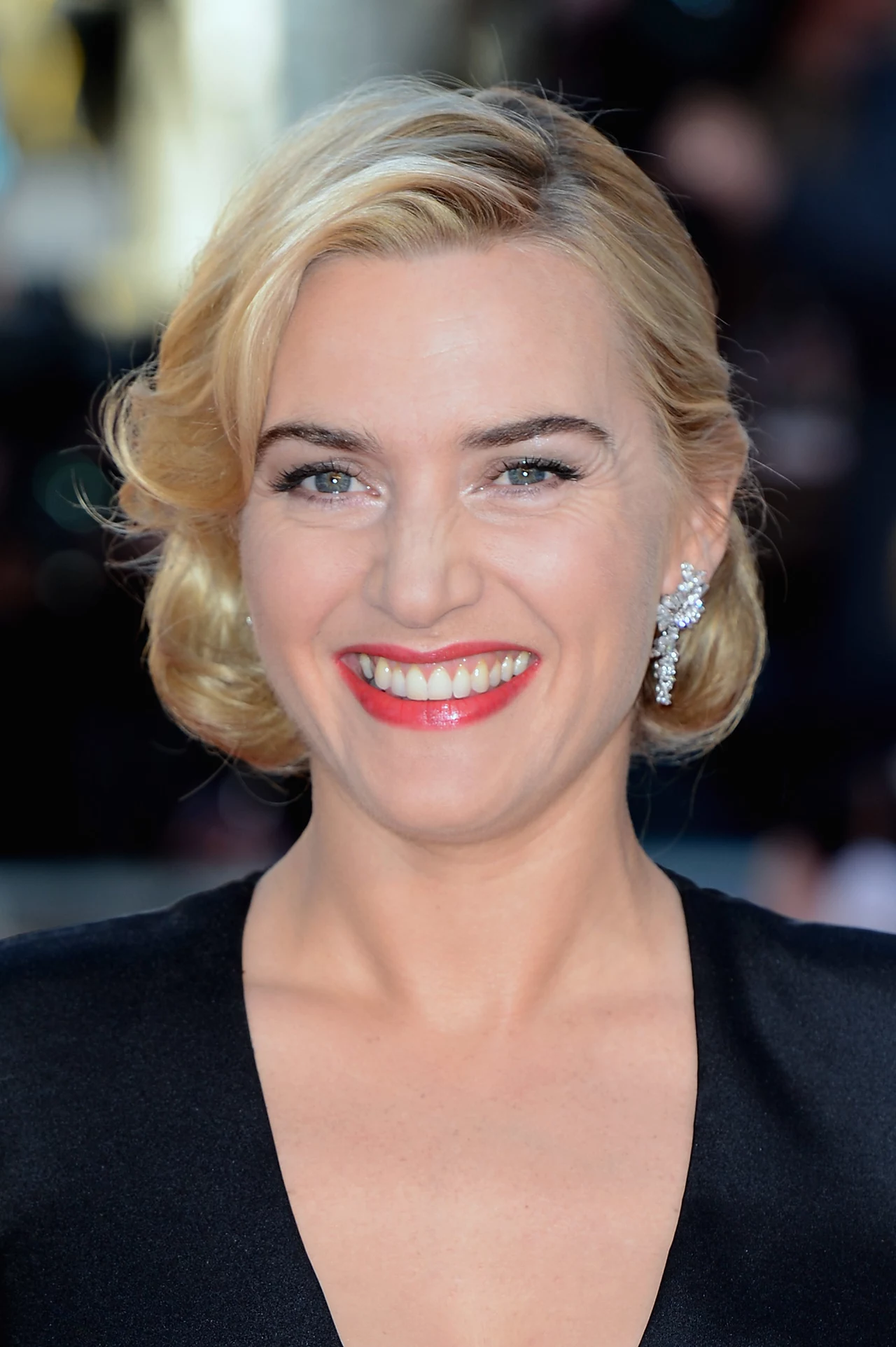 Zainspiruj się fryzurami Kate Winslet Zainspiruj się fryzurami Kate Winslet