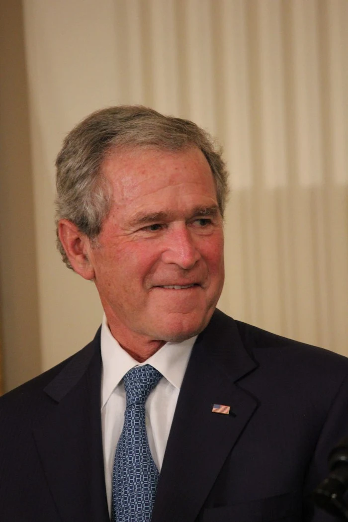 George W. Bush w czasie uroczystości w Białym Domu 