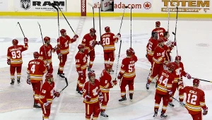 Hokeiści Calgary Flames będą mieli nowego trenera.