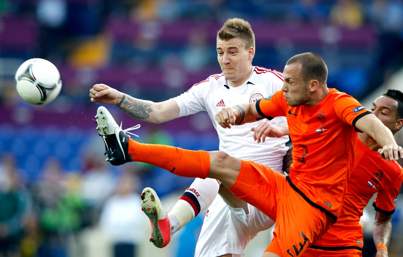 Nicklas Bendtner i Jon Heitinga