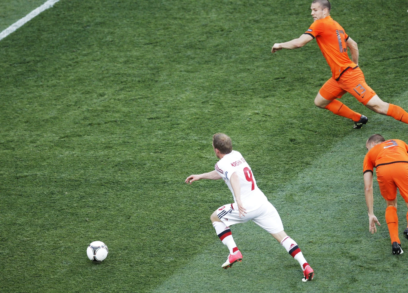 Michael Krohn-Dehli zdobywa punkt dla Danii