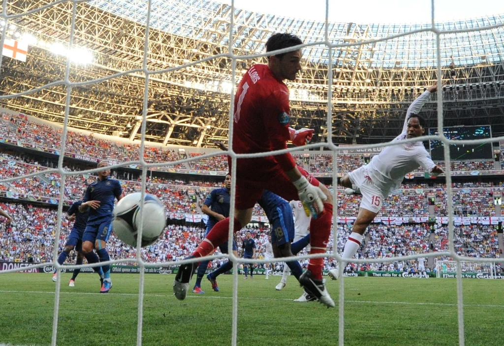 "Trójkolorowi" podzielili się punktami z "Trzema Lwami" "Trójkolorowi" podzielili się punktami z "Trzema Lwami"