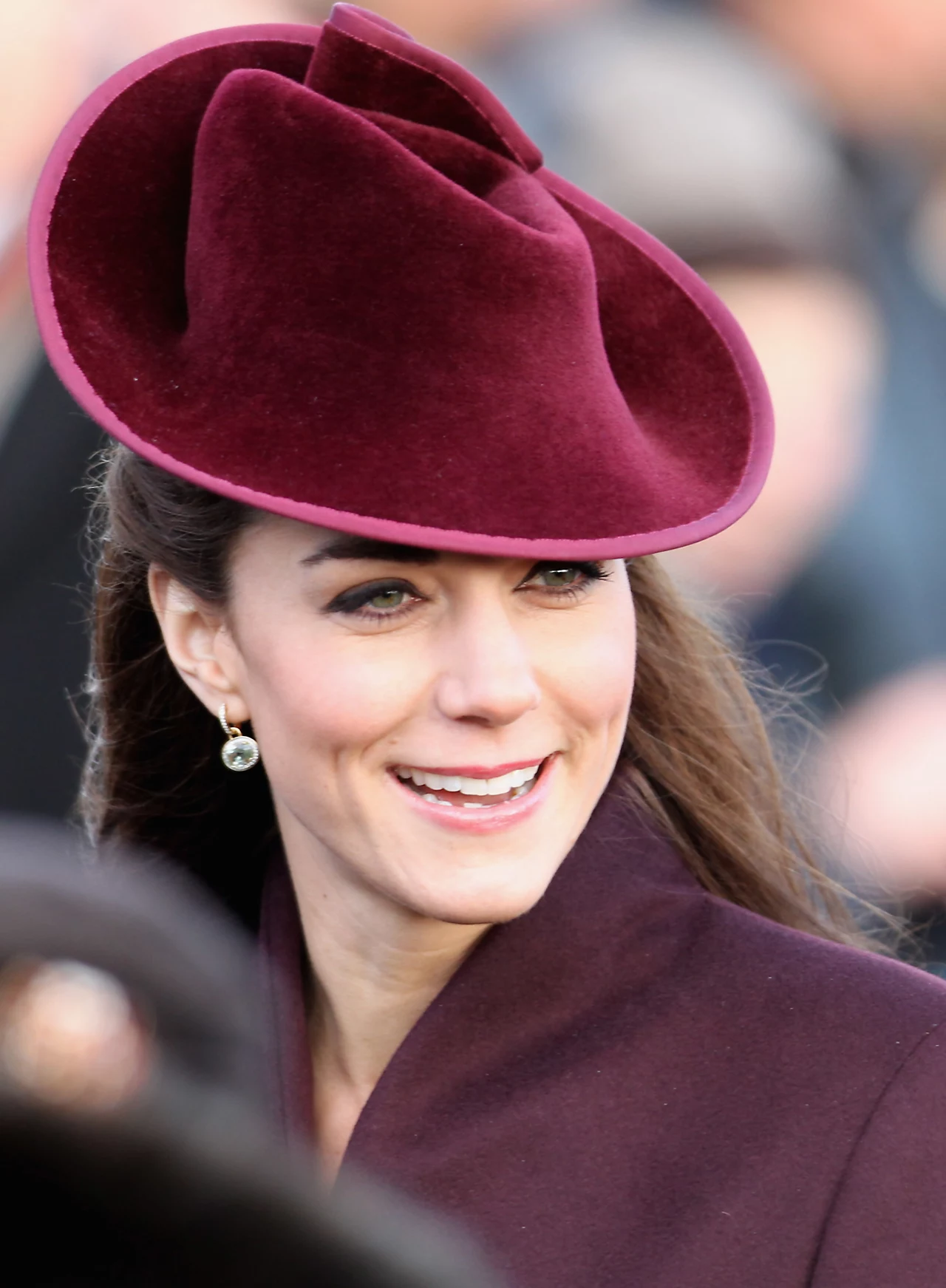 Jak podoba ci w tym kapeluszu księżna Catherine? Jak podoba ci w tym kapeluszu księżna Catherine?