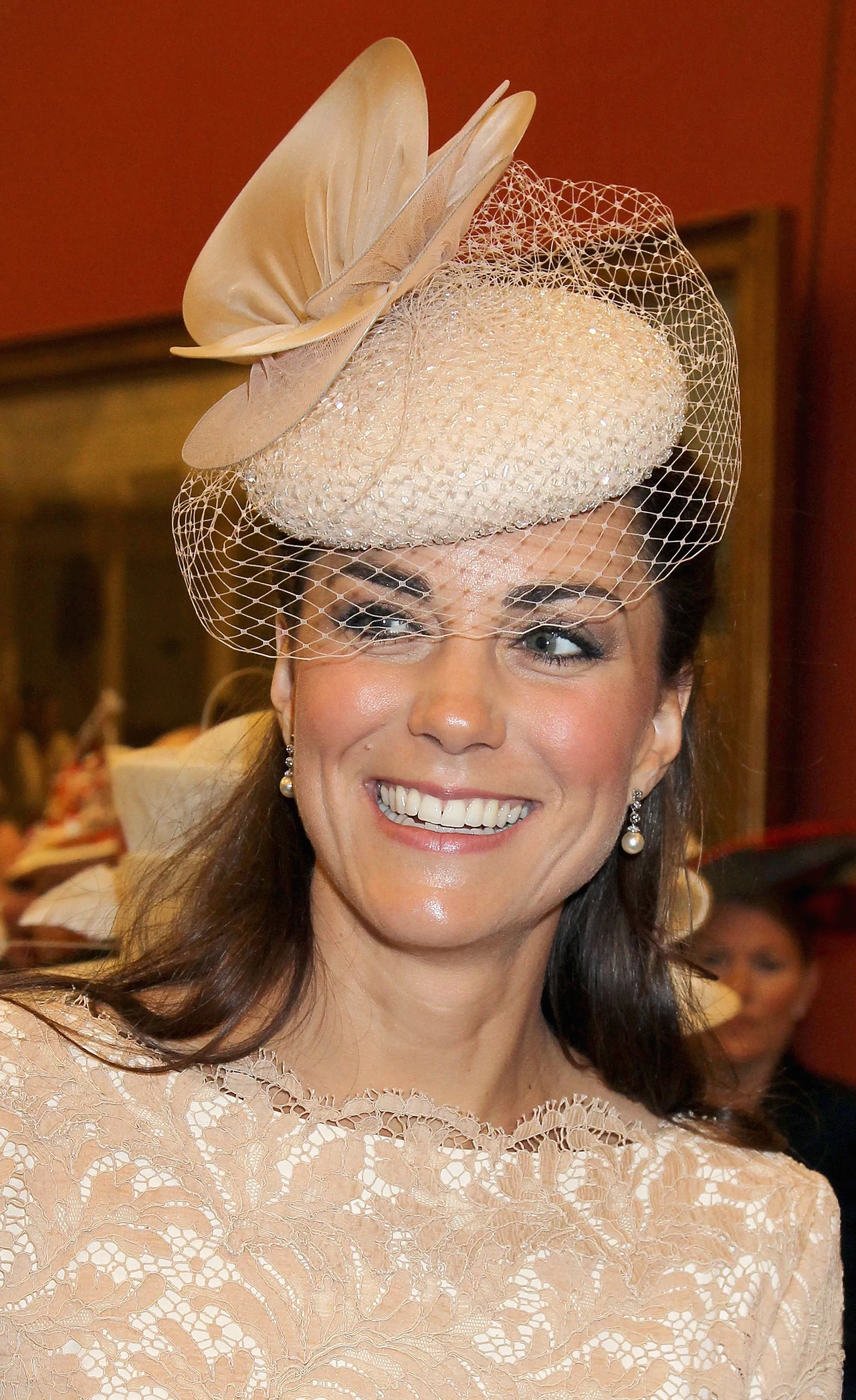 Jak podoba ci w tym kapeluszu księżna Catherine? Jak podoba ci w tym kapeluszu księżna Catherine?