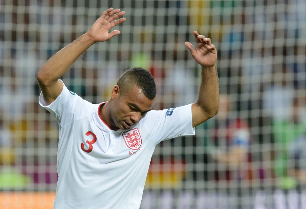 W ostanim ćwierćfinałowym meczu Euro Włosi pokonali w rzutach karnych Anglików i awansowali do półfinału, w którym zagrają z Niemcami. W ostanim ćwierćfinałowym meczu Euro Włosi pokonali w rzutach karnych Anglików i awansowali do półfinału, w którym zagrają z Niemcami.