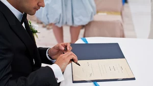 Zmiana nazwiska po ślubie - zmieniać czy zostać przy swoim nazwisku? 