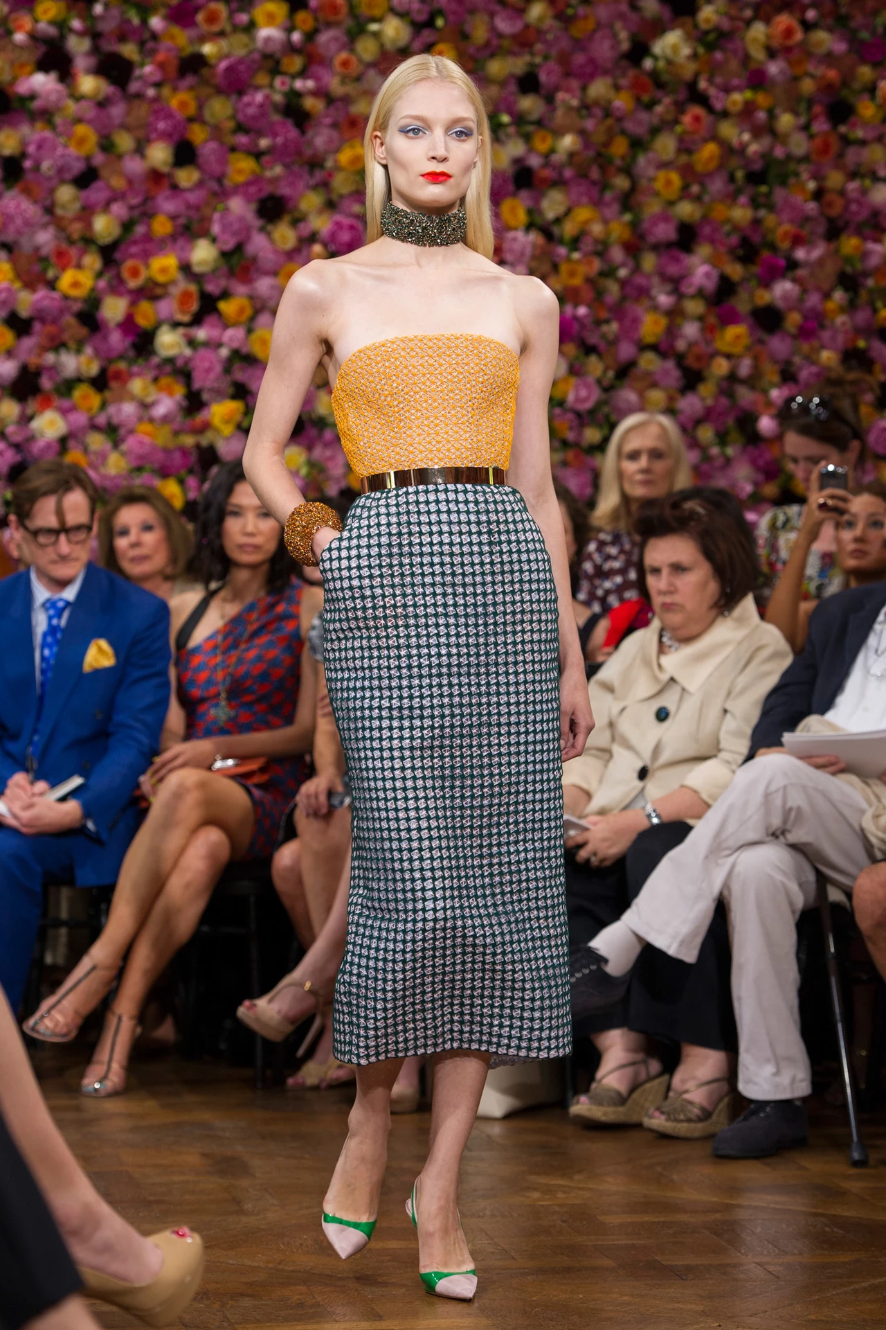 Pokaz kolekcji jesień-zima 2012/2013 haute couture Christiana Diora w Paryżu Pokaz kolekcji jesień-zima 2012/2013 haute couture Christiana Diora w Paryżu