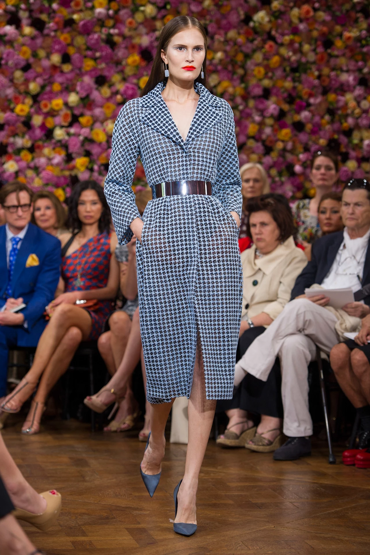 Pokaz kolekcji jesień-zima 2012/2013 haute couture Christiana Diora w Paryżu Pokaz kolekcji jesień-zima 2012/2013 haute couture Christiana Diora w Paryżu