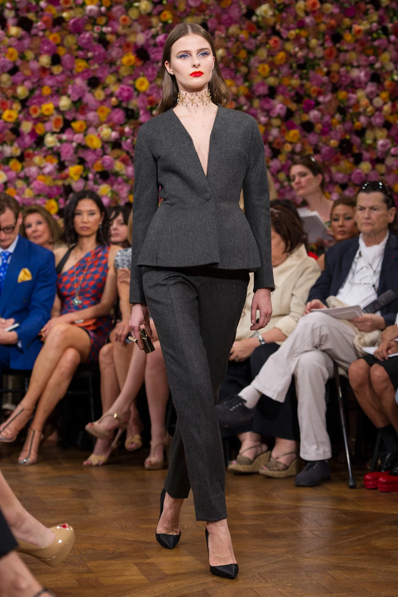 Pokaz kolekcji jesień-zima 2012/2013 haute couture Christiana Diora w Paryżu Pokaz kolekcji jesień-zima 2012/2013 haute couture Christiana Diora w Paryżu