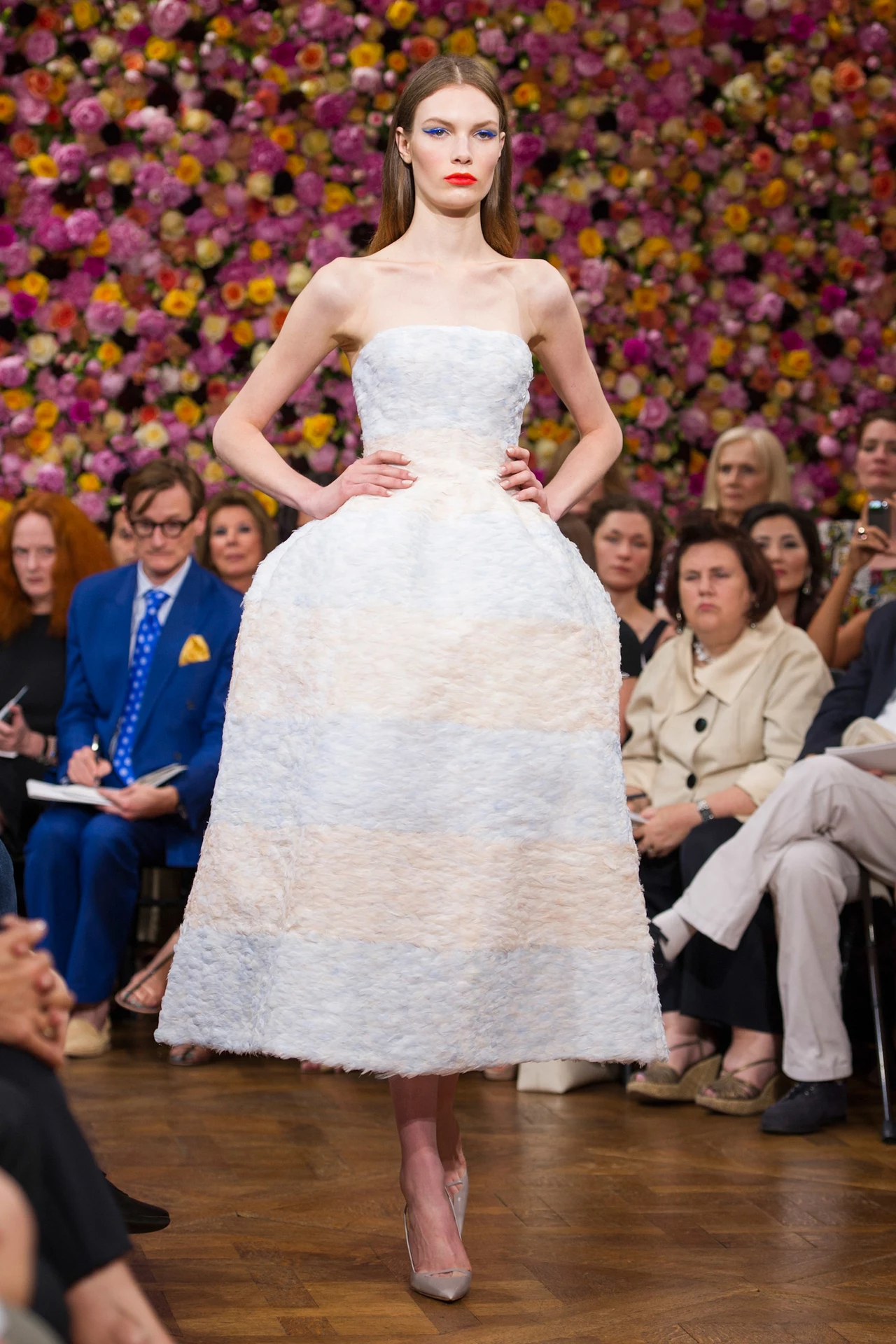 Pokaz kolekcji jesień-zima 2012/2013 haute couture Christiana Diora w Paryżu Pokaz kolekcji jesień-zima 2012/2013 haute couture Christiana Diora w Paryżu
