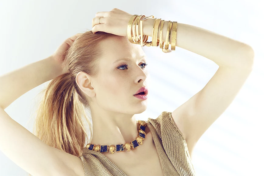 Kolekcja biżuterii BLMQ (Be Like McQueen) Horsecka Jewelry inspirowana twórczością Alexandra McQueena - www.horseckajewelry.com Kolekcja biżuterii BLMQ (Be Like McQueen) Horsecka Jewelry inspirowana twórczością Alexandra McQueena - www.horseckajewelry.com