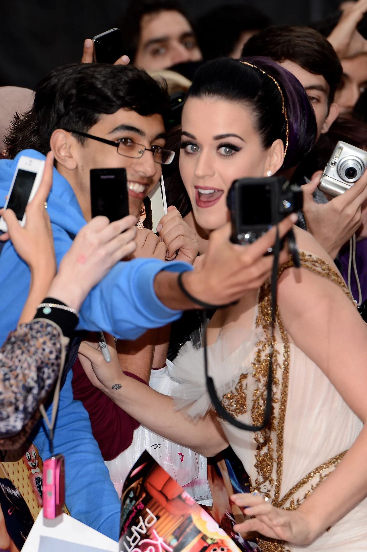Miejsce 8. Katy Perry. Ponad 44 i pół miliona fanów Miejsce 8. Katy Perry. Ponad 44 i pół miliona fanów