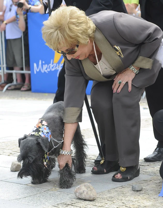 Dżek odciska łapę na Promenadzie Gwiazd w Międzyzdrojach Dżek odciska łapę na Promenadzie Gwiazd w Międzyzdrojach