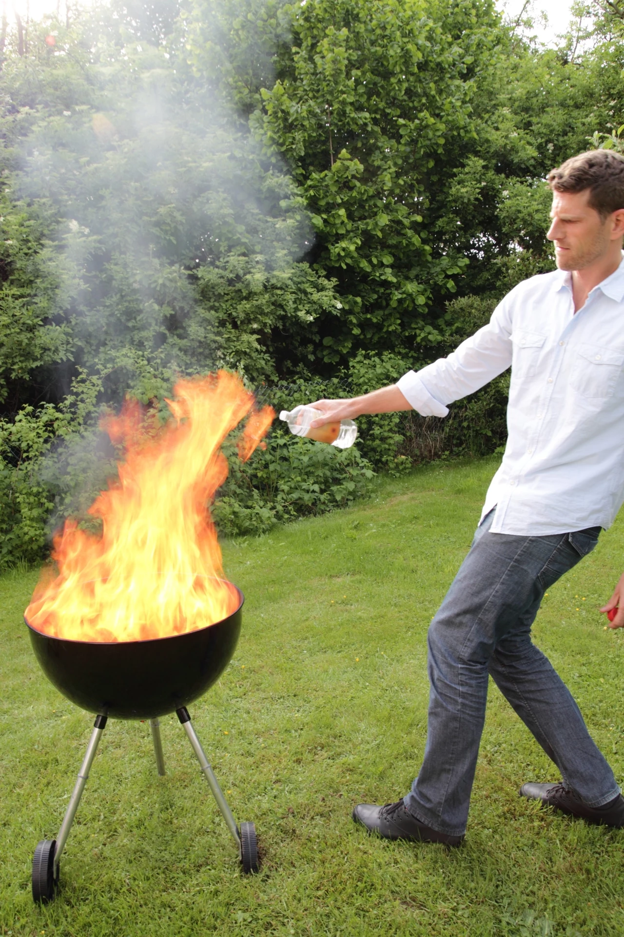 Uważaj na grillu! Uważaj na grillu!