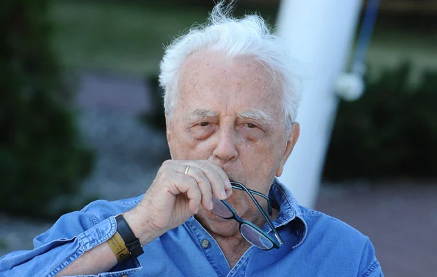 Andrzej Łapicki Andrzej Łapicki