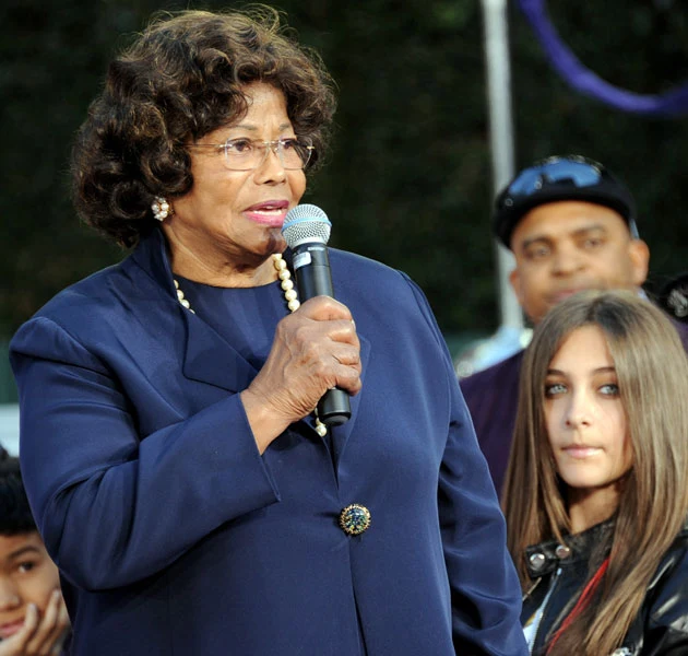 Paris była zdruzgotana zniknięciem swojej babci Katherine Paris była zdruzgotana zniknięciem swojej babci Katherine