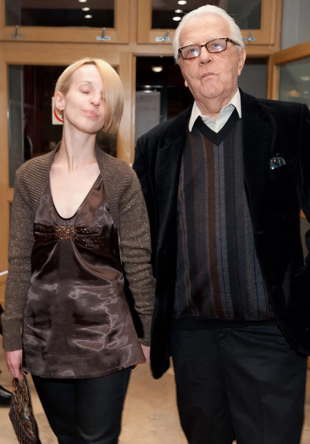 Na to, by dostawać rentę po mężu, Kamila jest o 22 lata za młoda Na to, by dostawać rentę po mężu, Kamila jest o 22 lata za młoda