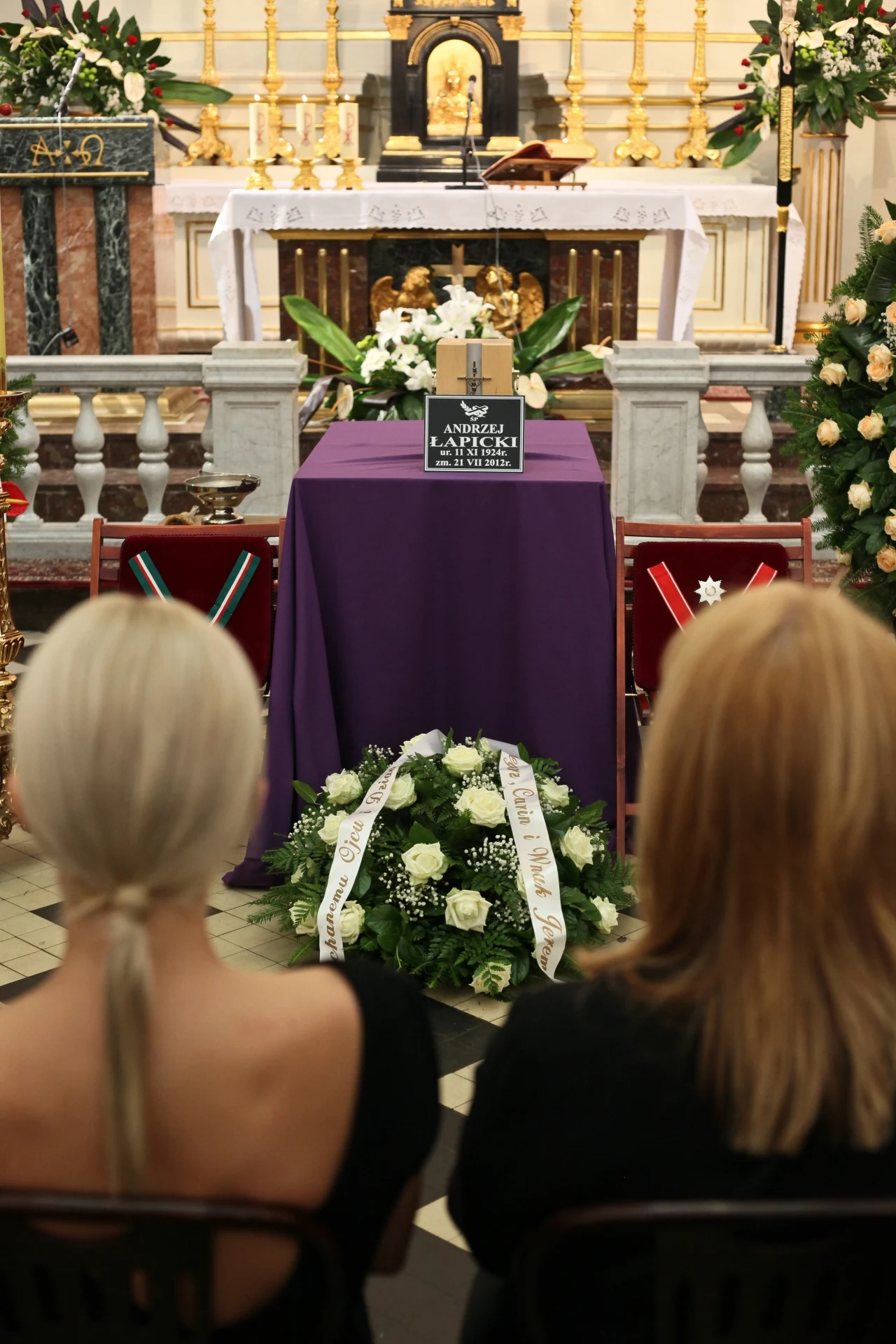 Msza święta w warszawskim kościele św. Karola Boromeusza Msza święta w warszawskim kościele św. Karola Boromeusza