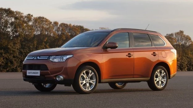 Mitsubishi Outlander (2012)