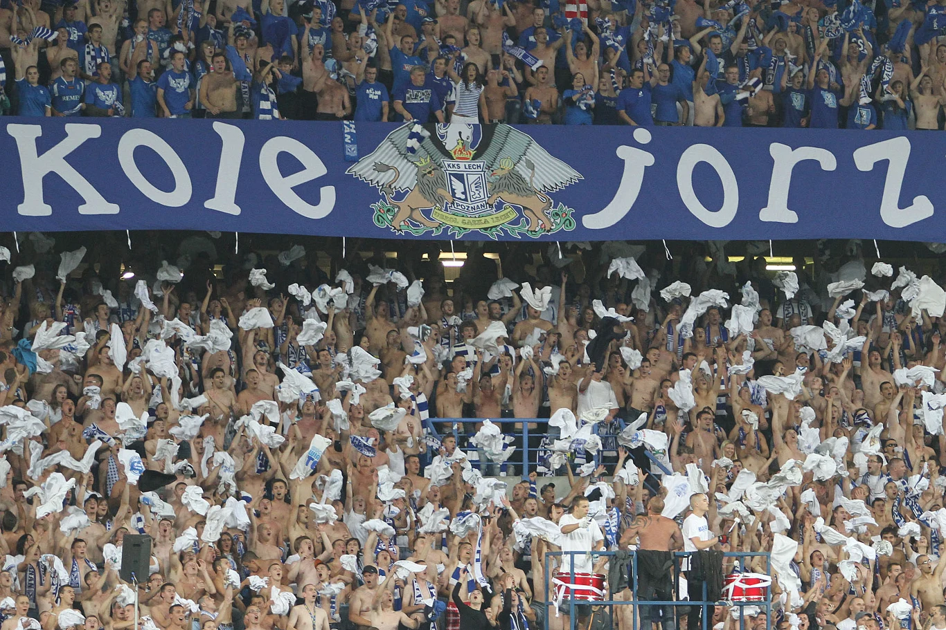 Piłkarze Lecha Poznań wygrali 1-0 z AIK Solna w meczu Ligi Europejskiej, ale awans wywalczyli Szwedzi, którzy w pierwszym spotkaniu pokonali "Kolejorza" 3-0. 