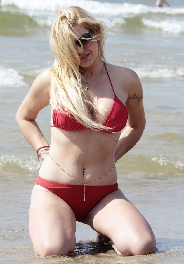 Tak naprawdę Iwonka jest dobrą dziewczyną...