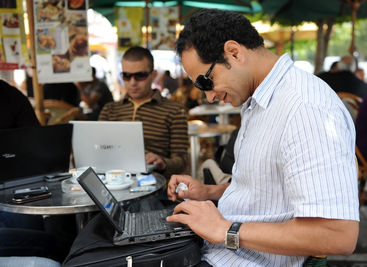 Stało się to, czego obawiali się dziennikarze. Powstał program komputerowy, potrafiący pisać teksty Stało się to, czego obawiali się dziennikarze. Powstał program komputerowy, potrafiący pisać teksty
