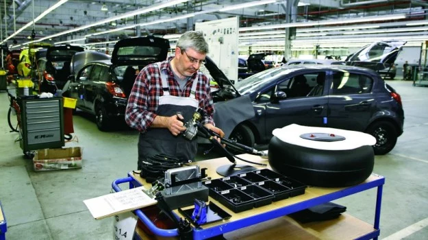 Niektóre podzespoły w samochodach zasilanych autogazem narażone są na szybsze zużycie. Należą do nich m.in. wydech, kable zapłonowe i świece.