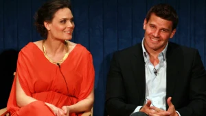 Odtwórcy głównych ról w serialu "Kości" - Emily Deschanel i David Boreanaz