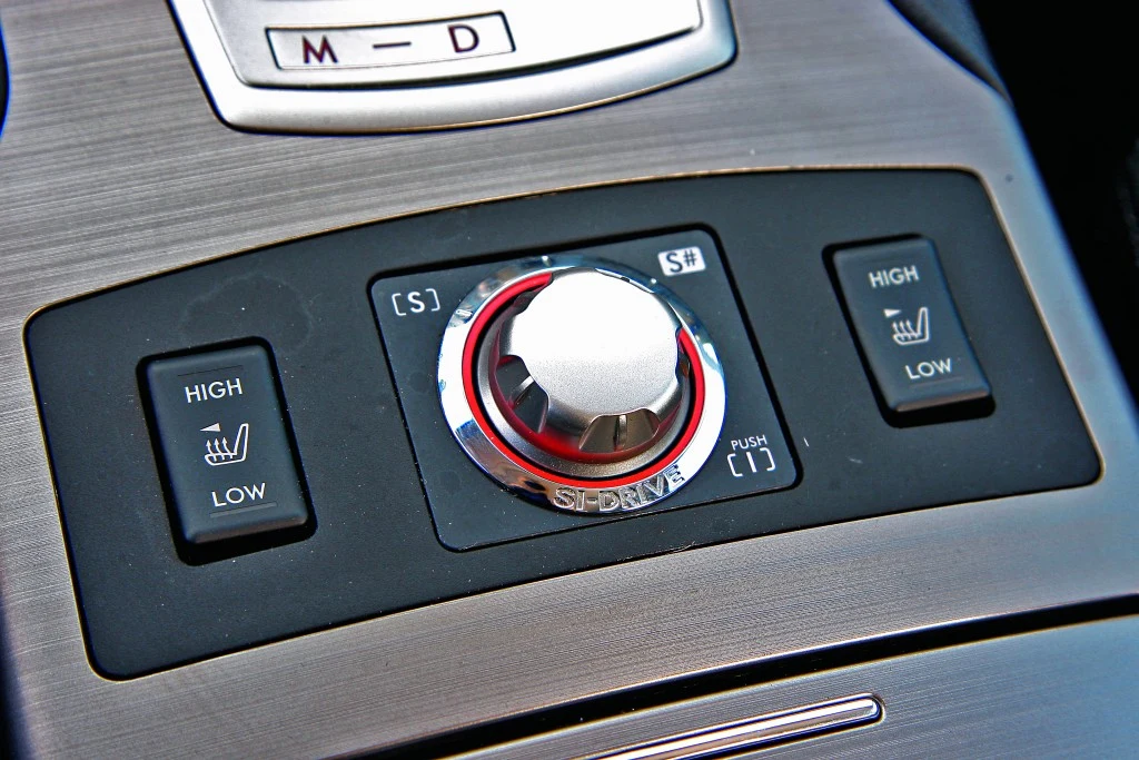 Pokrętło systemu SI-DRIVE.
