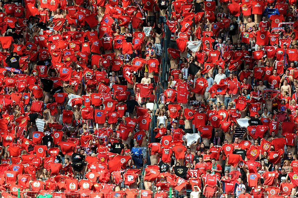 Zwycięskiego gola Wisła strzeliła w doliczonym czasie gry, a do siatki trafił Cwetan Genkow