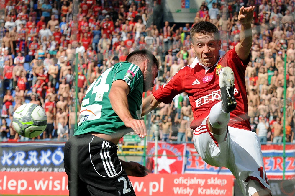 Zwycięskiego gola Wisła strzeliła w doliczonym czasie gry, a do siatki trafił Cwetan Genkow