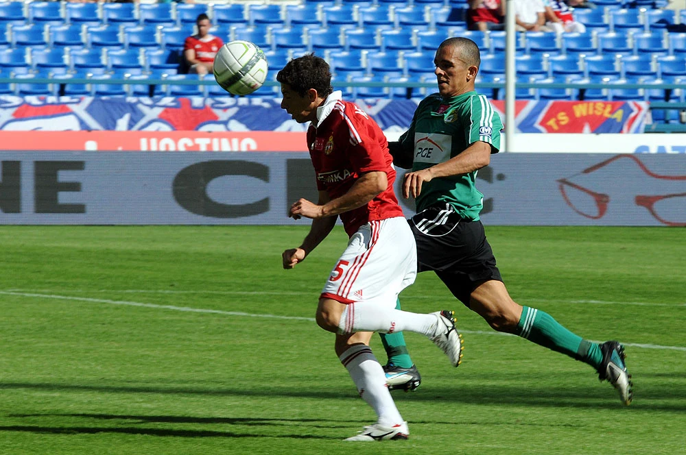 Zwycięskiego gola Wisła strzeliła w doliczonym czasie gry, a do siatki trafił Cwetan Genkow