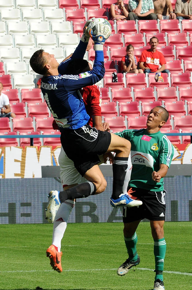 Zwycięskiego gola Wisła strzeliła w doliczonym czasie gry, a do siatki trafił Cwetan Genkow