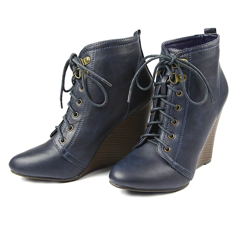 Buty House - kolekcja jesień-zima 2012/2013 Buty House - kolekcja jesień-zima 2012/2013