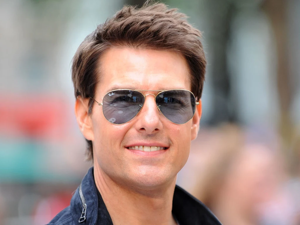 Tom Cruise jako macho przyciąga kobiety. Potem ujawnia jednak drugą naturę...