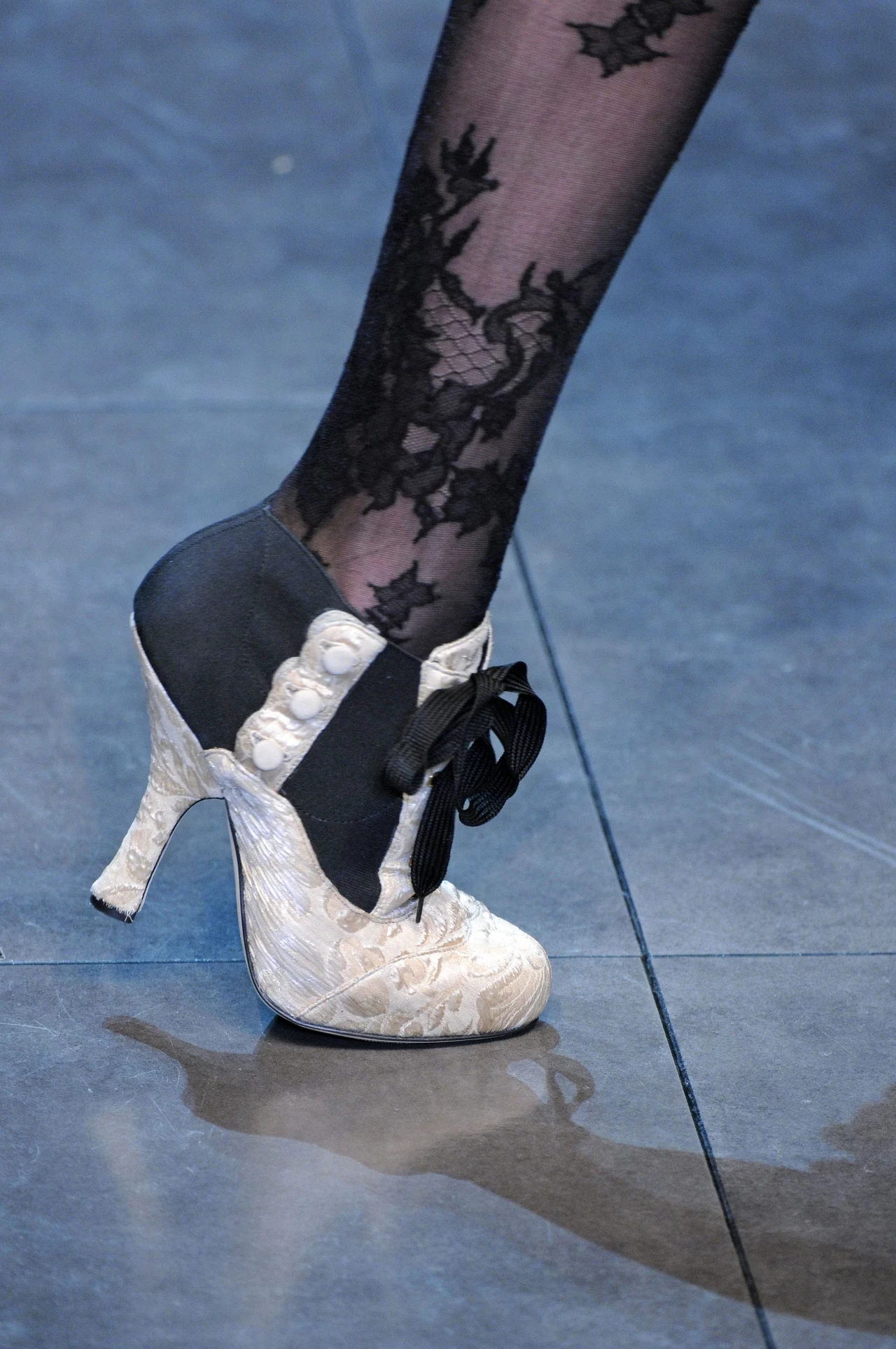 Dolce&Gabbana - kolekcja butów na sezon jesień-zima 2012/2013 Dolce&Gabbana - kolekcja butów na sezon jesień-zima 2012/2013