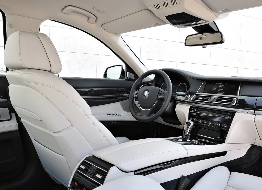 BMW serii 7 po faceliftingu (2012)