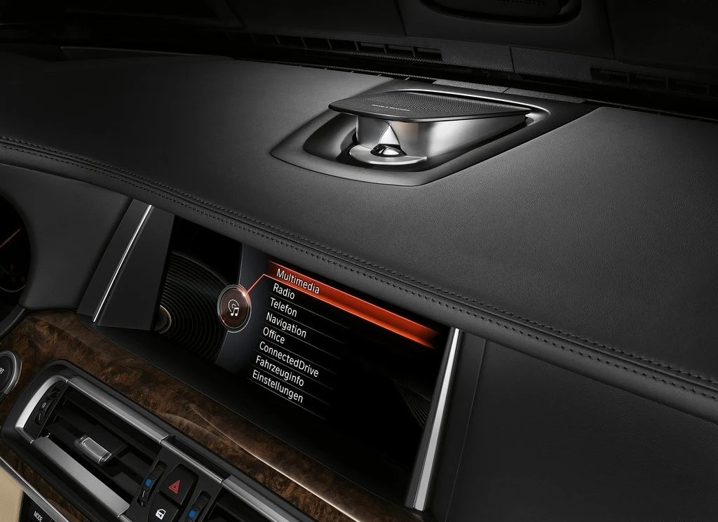 BMW serii 7 po faceliftingu (2012)