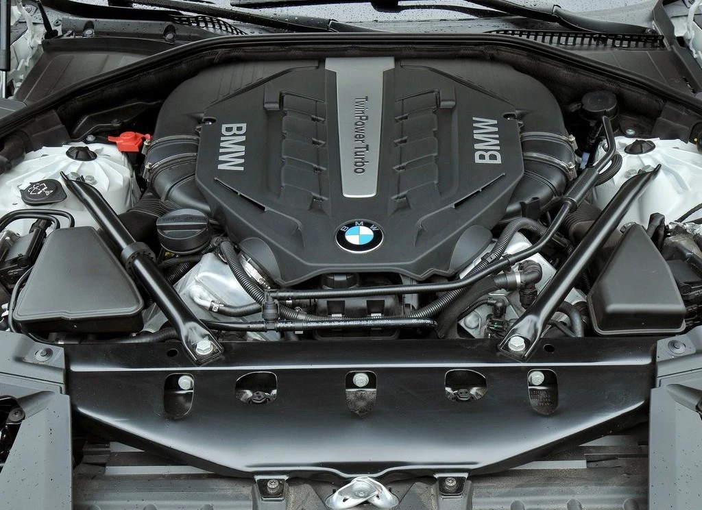 BMW serii 7 po faceliftingu (2012)