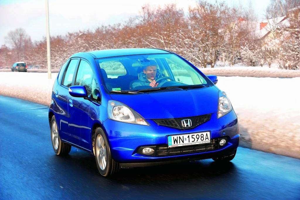 Dynamiczna jazda wymaga ostrego podkręcania obrotów. Spokojniejszych kierowców miło zaskoczy niskie spalanie.