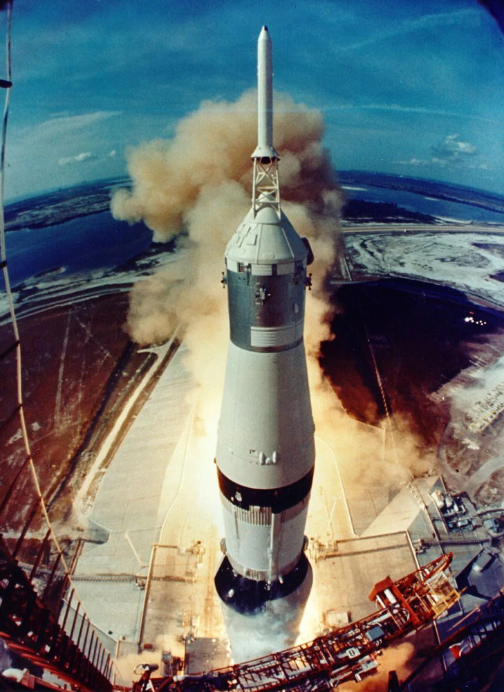 Start Apollo11 Start Apollo11