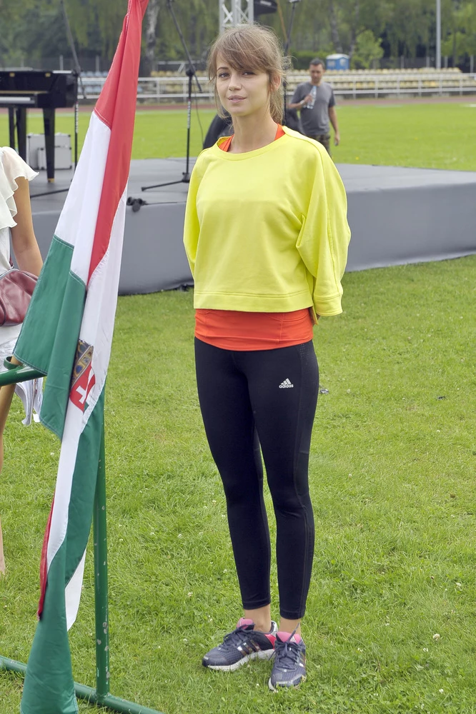 Piękna i dziewczęca Ania Przybylska Piękna i dziewczęca Ania Przybylska