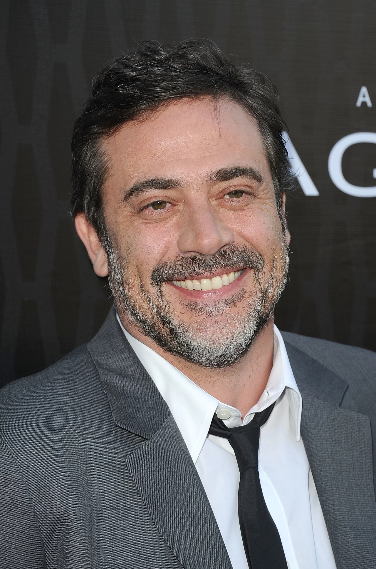 Podoba ci się Jeffrey Dean Morgan? Podoba ci się Jeffrey Dean Morgan?