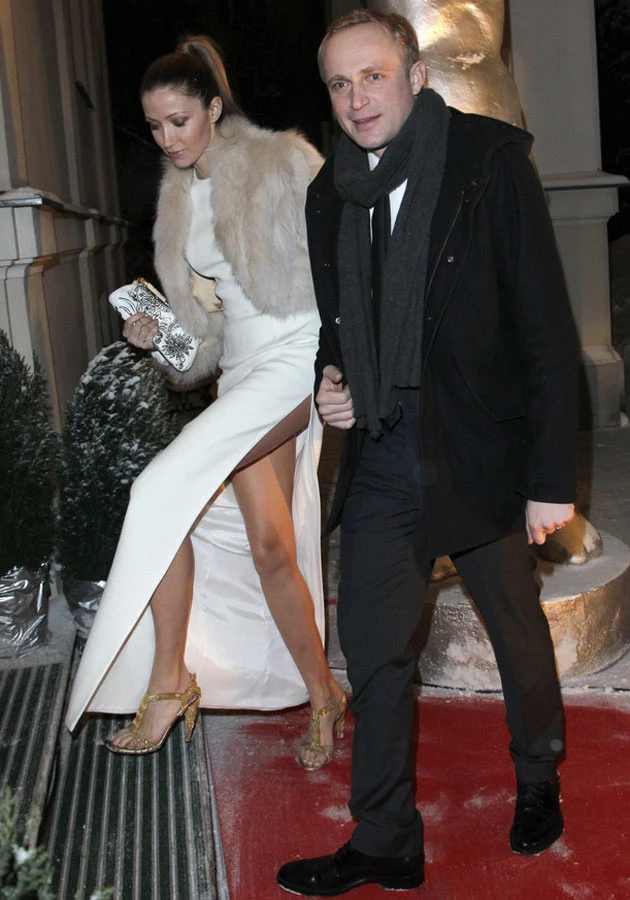 Pobrali się na początku stycznia. Parę miesięcy wystarczyło jednak, by przekonali się, jak wiele ich różni... Pobrali się na początku stycznia. Parę miesięcy wystarczyło jednak, by przekonali się, jak wiele ich różni...