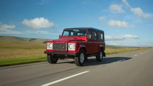 Defender dostępny będzie z nowym turbodieslem.