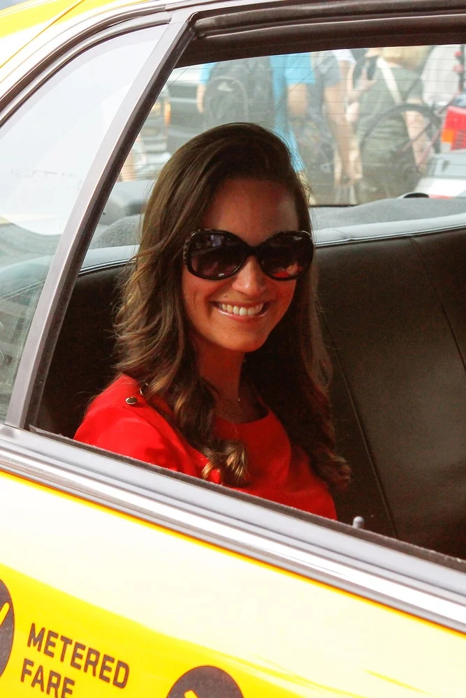 Pippa Middleton lubi kolorowe stylizacje Pippa Middleton lubi kolorowe stylizacje
