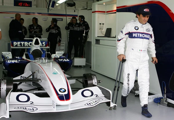 Alex Zanardi testuje specjalnie przygotowany bolid BMW Sauber Alex Zanardi testuje specjalnie przygotowany bolid BMW Sauber