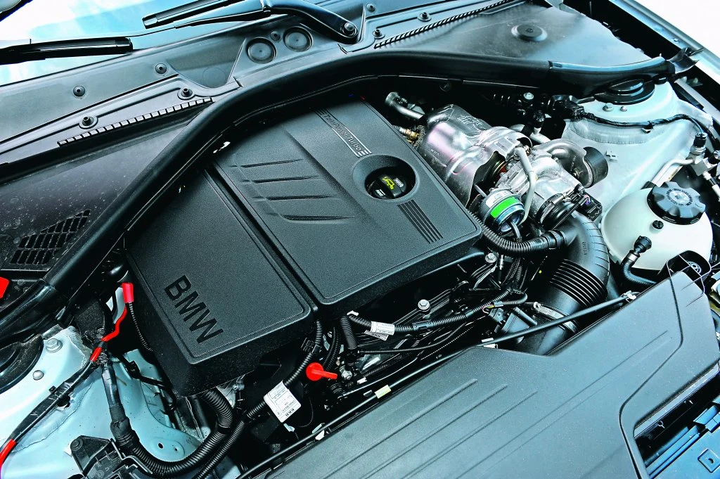 Turbodoładowany silnik 1.6 o mocy 136 KM zapewnia przyspieszenie 0-100 km/h w 8,6 sekundy. Turbodoładowany silnik 1.6 o mocy 136 KM zapewnia przyspieszenie 0-100 km/h w 8,6 sekundy.