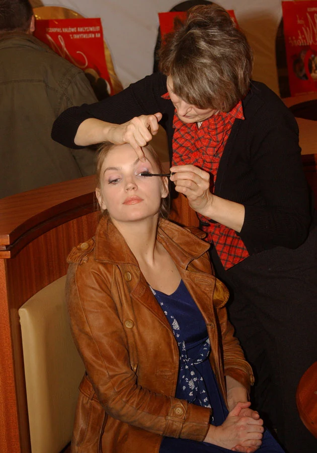 Dominika Figurska kocha pracę na planie. Do aktorstwa chce wrócić jak najszybciej Dominika Figurska kocha pracę na planie. Do aktorstwa chce wrócić jak najszybciej